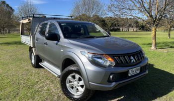 MQ TRITON GLX+ DOUBLE CAB CHASSIS MANUAL full