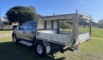 MQ TRITON GLX+ DOUBLE CAB CHASSIS MANUAL full