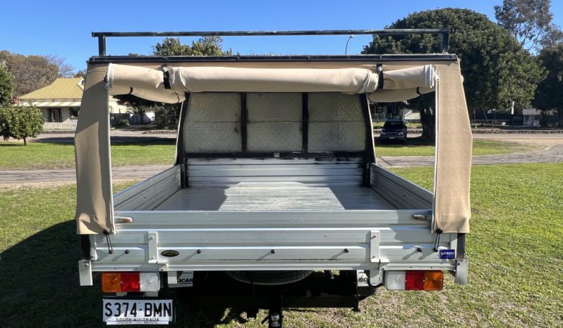 MQ TRITON GLX+ DOUBLE CAB CHASSIS MANUAL full