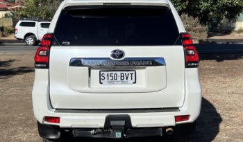 TOYOTA PRADO VX full