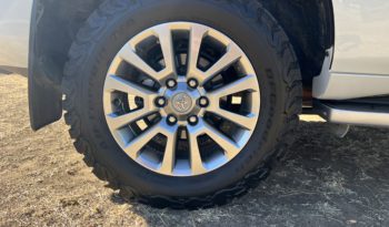 TOYOTA PRADO VX full