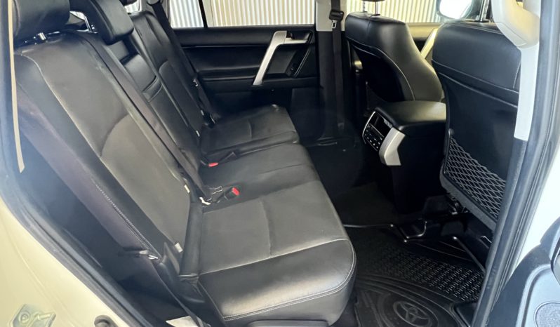 TOYOTA PRADO VX full