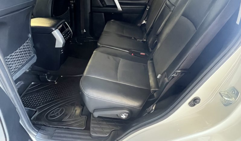 TOYOTA PRADO VX full