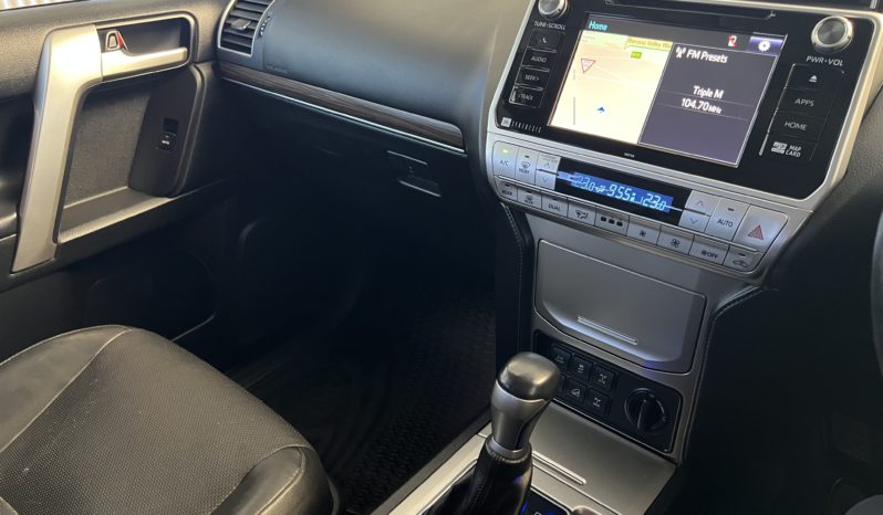 TOYOTA PRADO VX full