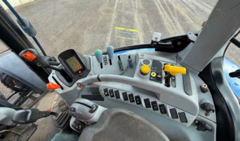 NEW HOLLAND T6020 TRACTOR full
