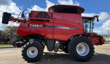 CASE IH 8240 AXIAL FLOW COMBINE HARVESTER full