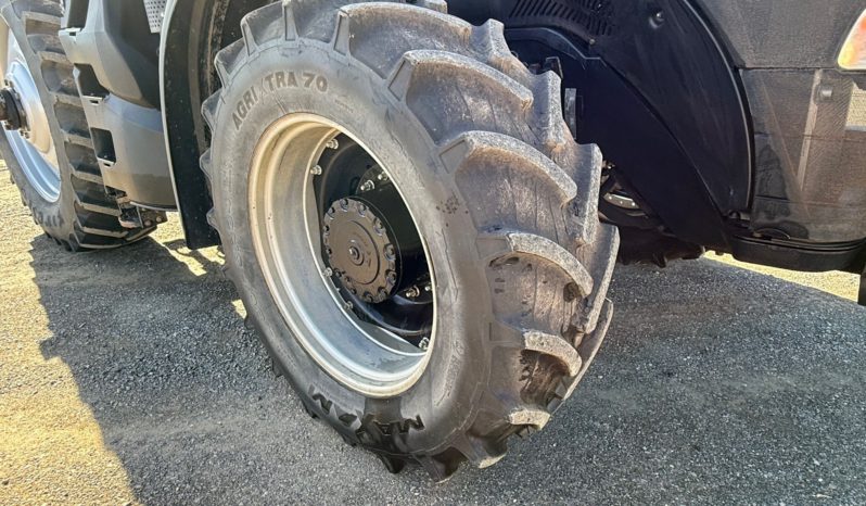 CASE IH MAGNUM 250 CVT TRACTOR full