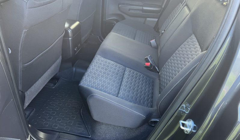 MV Triton GLS 2.4L D 6A/T 4X4 DC PU full