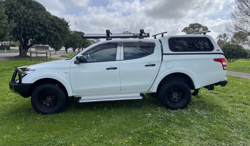 MITSUBISHI TRITON GLX+ DOUBLE CAB UTILITY full