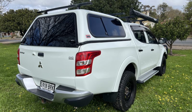 MITSUBISHI TRITON GLX+ DOUBLE CAB UTILITY full