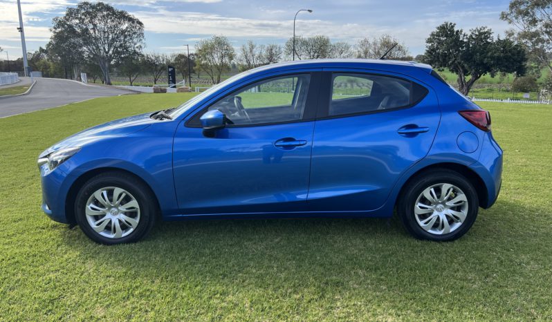 MAZDA 2 NEO full