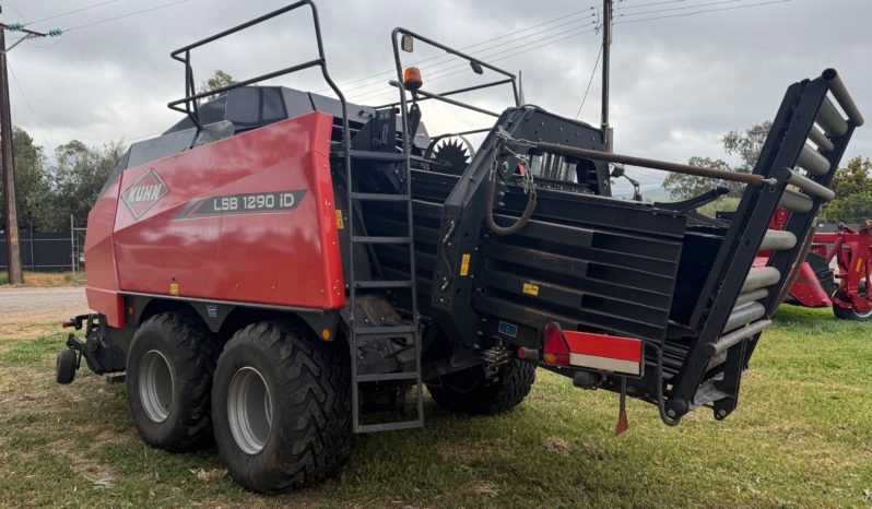 KUHN LSB1290iD LARGE SQUARE BALER full