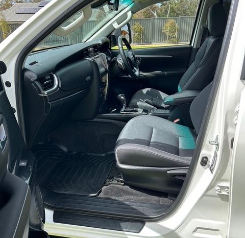 TOYOTA FORTUNER GXL 7 SEAT full