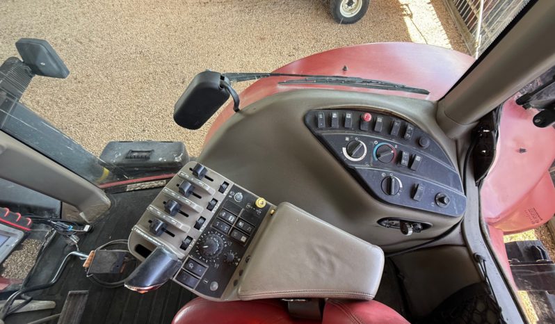 CASE IH MAGNUM 215 full