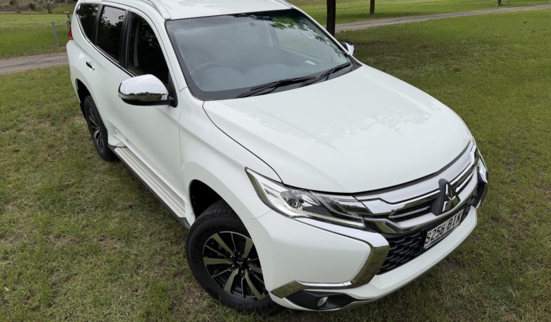 QE Pajero Sport GLX 5DR Wagon 4×4 2.4L 4 Cyl Diesel 8sp Auto full