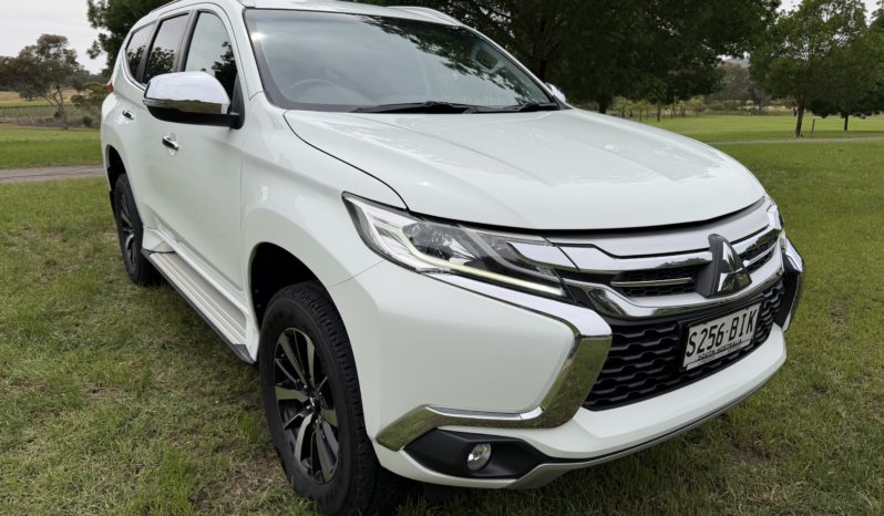 QE Pajero Sport GLX 5DR Wagon 4×4 2.4L 4 Cyl Diesel 8sp Auto full