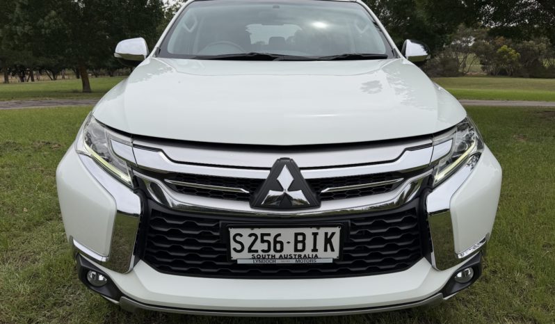 QE Pajero Sport GLX 5DR Wagon 4×4 2.4L 4 Cyl Diesel 8sp Auto full