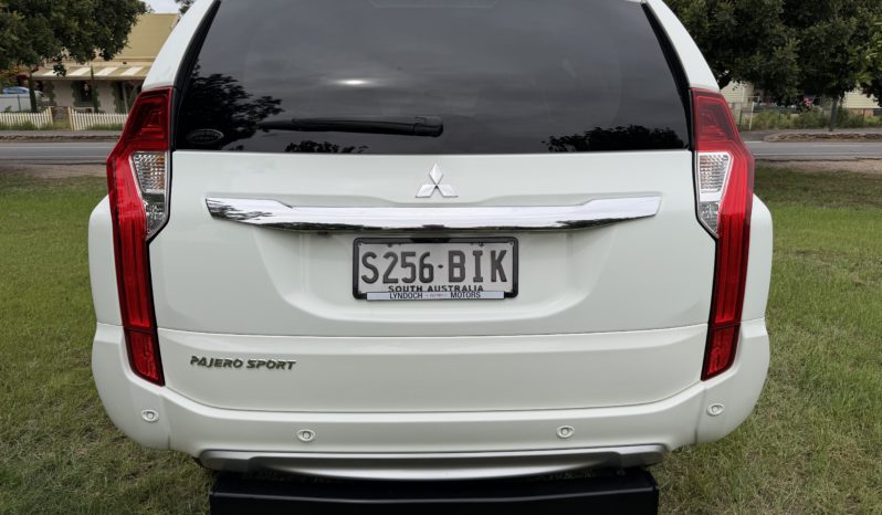 QE Pajero Sport GLX 5DR Wagon 4×4 2.4L 4 Cyl Diesel 8sp Auto full