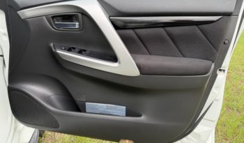 QE Pajero Sport GLX 5DR Wagon 4×4 2.4L 4 Cyl Diesel 8sp Auto full