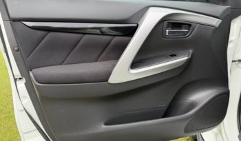 QE Pajero Sport GLX 5DR Wagon 4×4 2.4L 4 Cyl Diesel 8sp Auto full