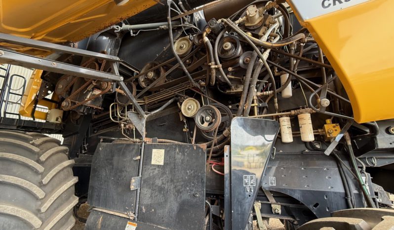 NEW HOLLAND CR9070 & CASE IH 3152 40′ DRAPER full