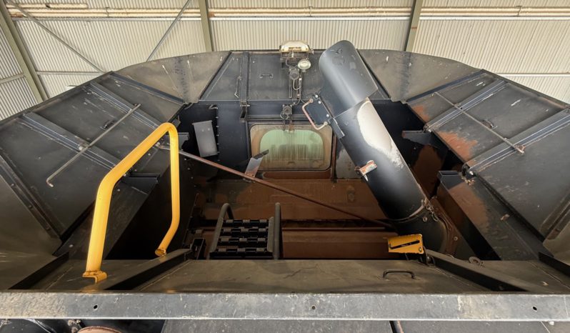 NEW HOLLAND CR9070 & CASE IH 3152 40′ DRAPER full