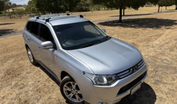 MITSUBISHI OUTLANDER ASPIRE 2.4L 4WD 7 SEAT full