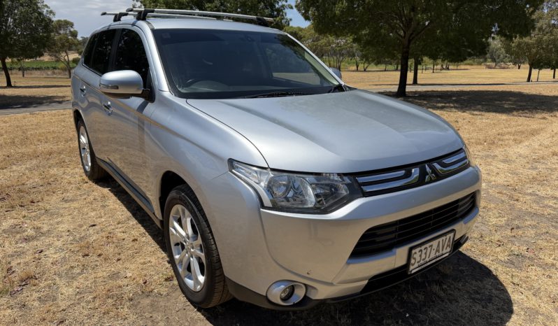 MITSUBISHI OUTLANDER ASPIRE 2.4L 4WD 7 SEAT full