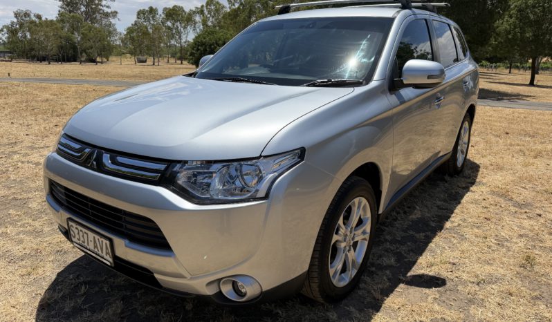 MITSUBISHI OUTLANDER ASPIRE 2.4L 4WD 7 SEAT full