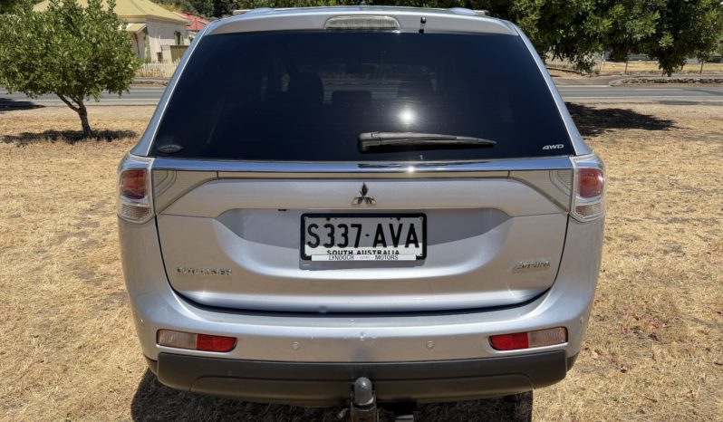 MITSUBISHI OUTLANDER ASPIRE 2.4L 4WD 7 SEAT full