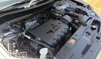 MITSUBISHI OUTLANDER ASPIRE 2.4L 4WD 7 SEAT full