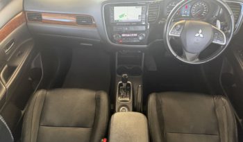 MITSUBISHI OUTLANDER ASPIRE 2.4L 4WD 7 SEAT full