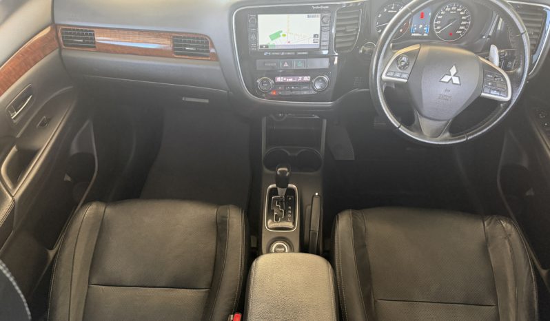 MITSUBISHI OUTLANDER ASPIRE 2.4L 4WD 7 SEAT full
