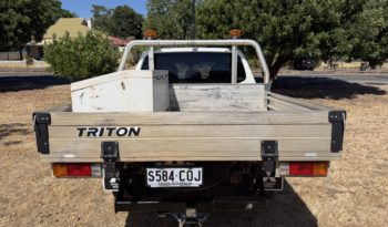 MITSUBISHI TRITON GLX DOUBLE CAB CHASSIS full