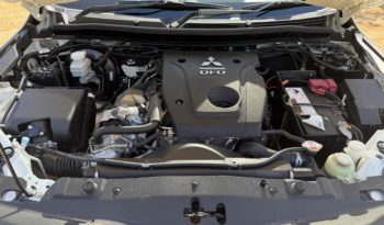 MITSUBISHI TRITON GLX DOUBLE CAB CHASSIS full