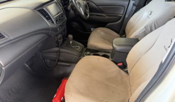 MITSUBISHI TRITON GLX DOUBLE CAB CHASSIS full