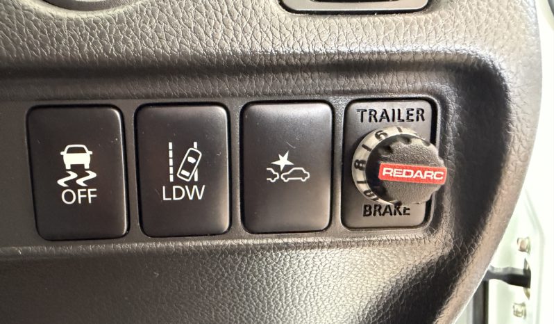 MITSUBISHI TRITON GLX DOUBLE CAB CHASSIS full