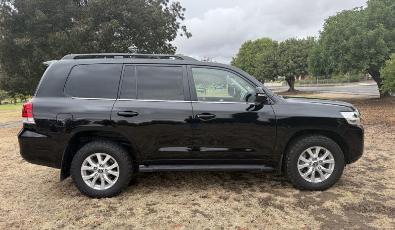 TOYOTA LANDCRUISER 200 SERIES VX WAGON 7ST WAGON full