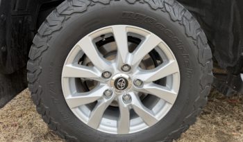 TOYOTA LANDCRUISER 200 SERIES VX WAGON 7ST WAGON full