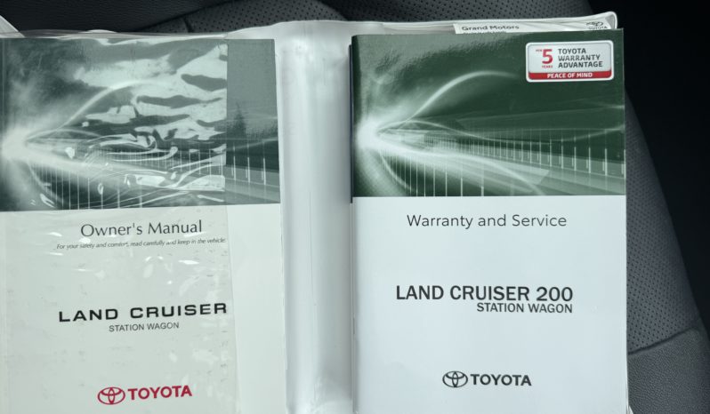 TOYOTA LANDCRUISER 200 SERIES VX WAGON 7ST WAGON full