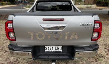 TOYOTA HILUX SR5 2.8L 6SPD AUTO DUAL CAB UTILITY full