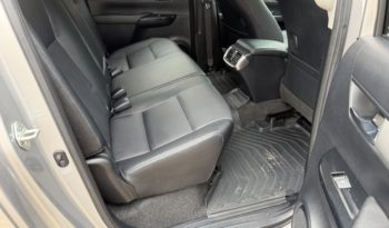 TOYOTA HILUX SR5 2.8L 6SPD AUTO DUAL CAB UTILITY full