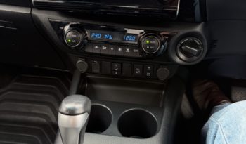 TOYOTA HILUX SR5 2.8L 6SPD AUTO DUAL CAB UTILITY full