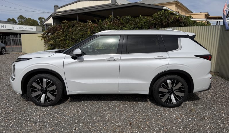 ZM Outlander EXCEED 2.5L CVT AWD 5ST full