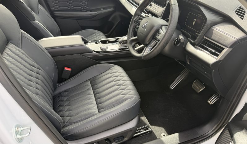 ZM Outlander EXCEED 2.5L CVT AWD 5ST full