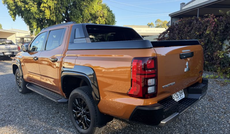 MV Triton GSR 2.4L D 6AT 4X4 DC PU full