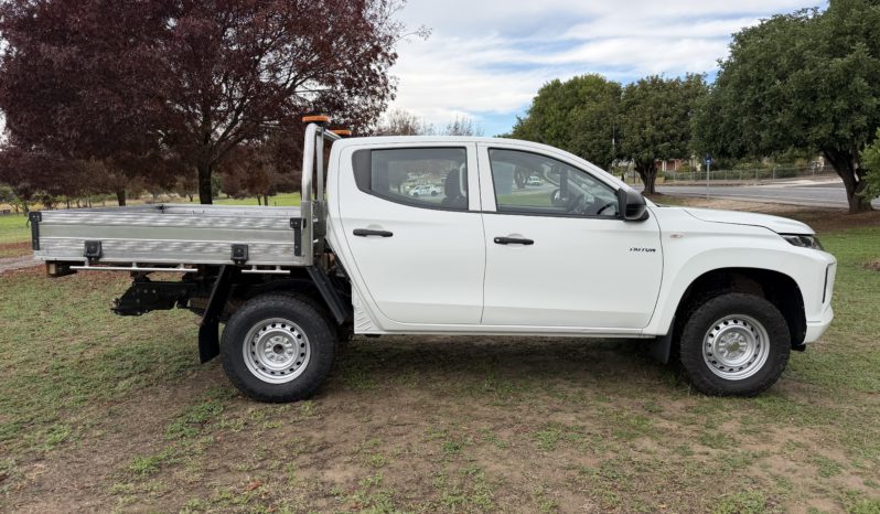 MITSUBISHI TRITON full