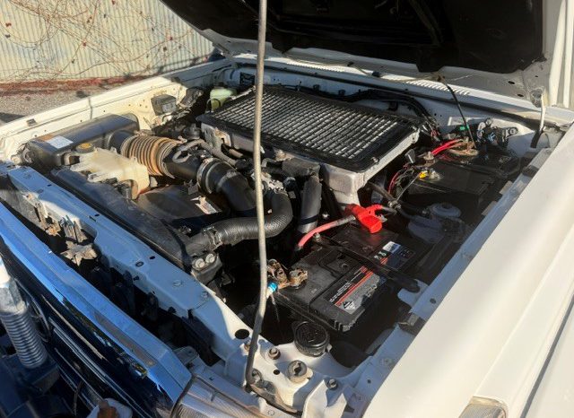 TOYOTA LANDCRUISER GXL full
