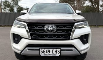 TOYOTA FORTUNER CRUSADE 2.8L 6SPD AUTO 7 SEAT WAGON full