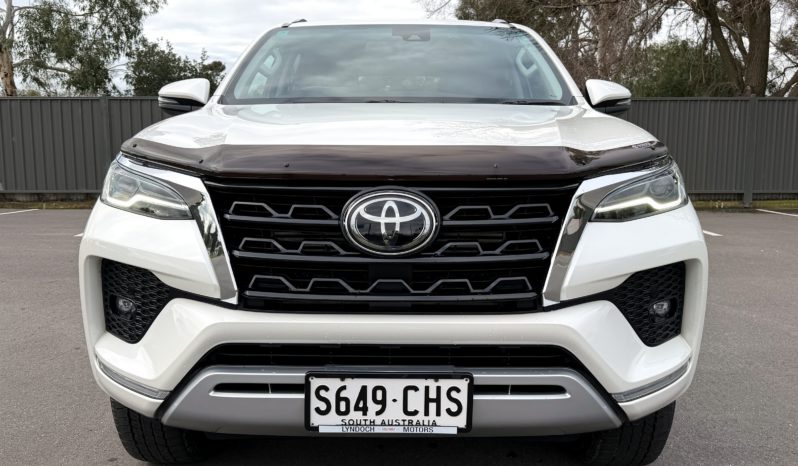 TOYOTA FORTUNER CRUSADE 2.8L 6SPD AUTO 7 SEAT WAGON full